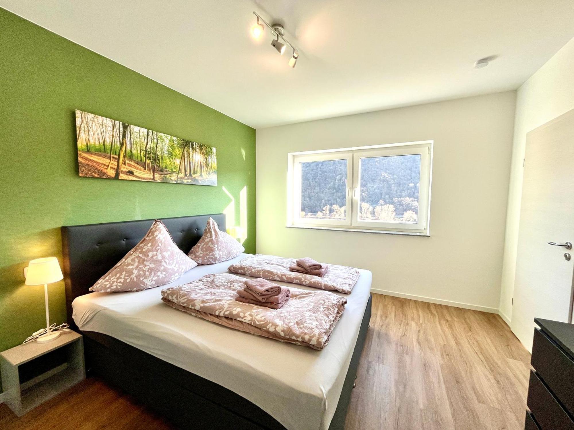 Ferienwohnung Moseltraum, 1-6 Pers, Mit 3 Schlafzimmer Und Panoramabalkon Mueden Ngoại thất bức ảnh