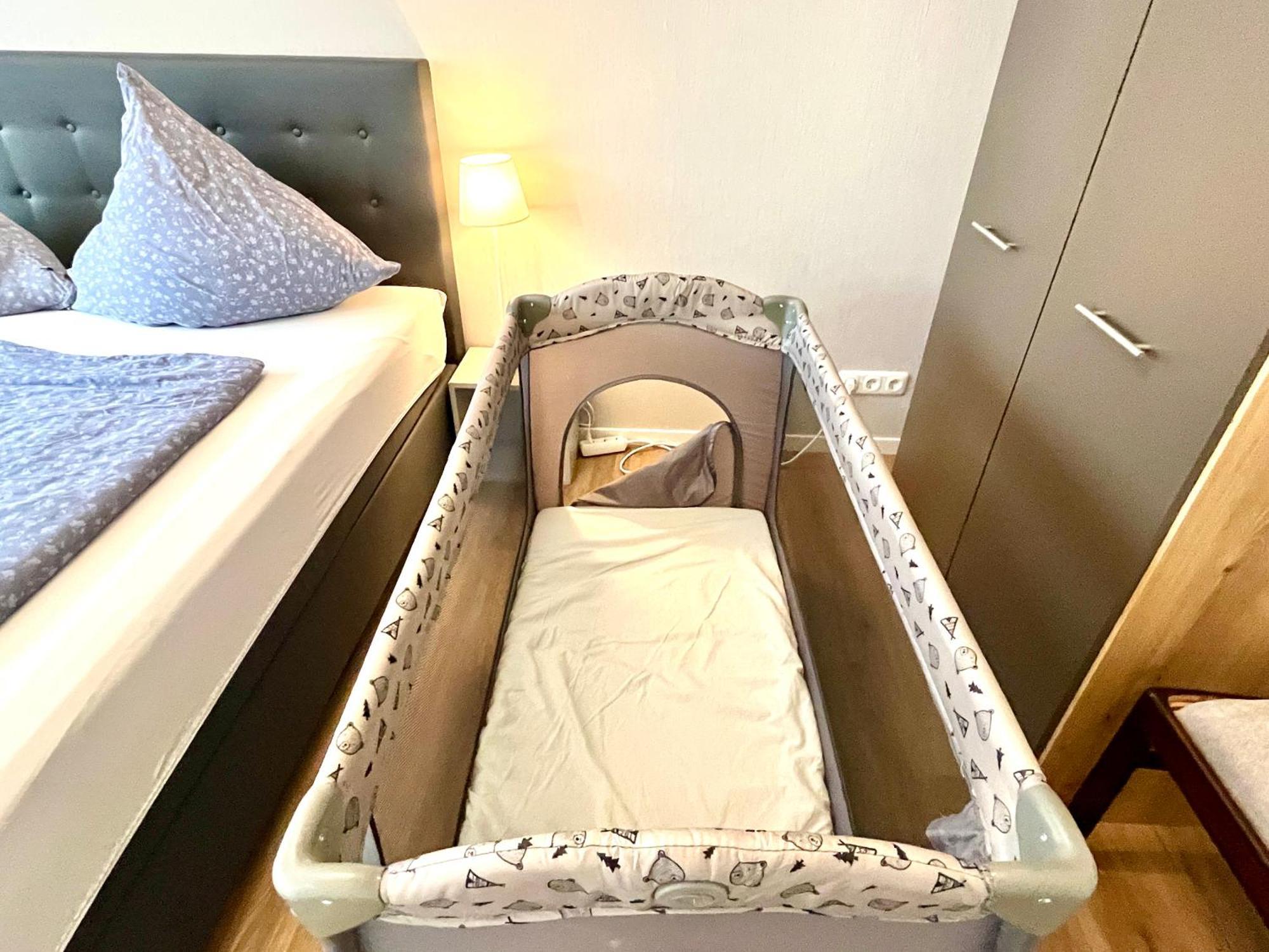Ferienwohnung Moseltraum, 1-6 Pers, Mit 3 Schlafzimmer Und Panoramabalkon Mueden Ngoại thất bức ảnh